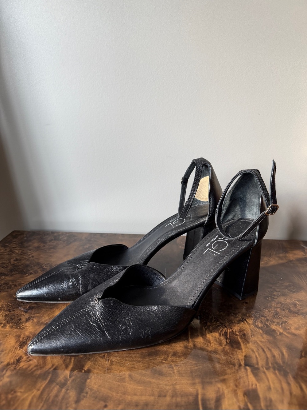 Agl Black Pointed Slingback Block Heel Pumps